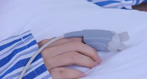 Medlinket Adult Finger Clip Oximetry Probe, a great helper for health care professionals!